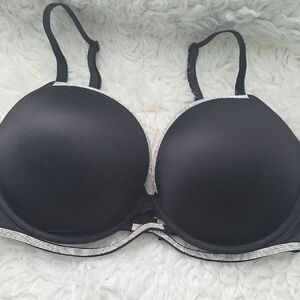 Victoria's Secret Elegant Black Bra with Silver Highlights